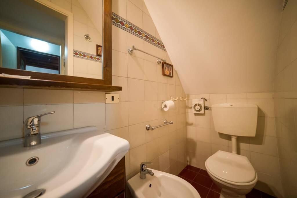 Hbhall Navigli 2 Apartment Mediolan Zewnętrze zdjęcie