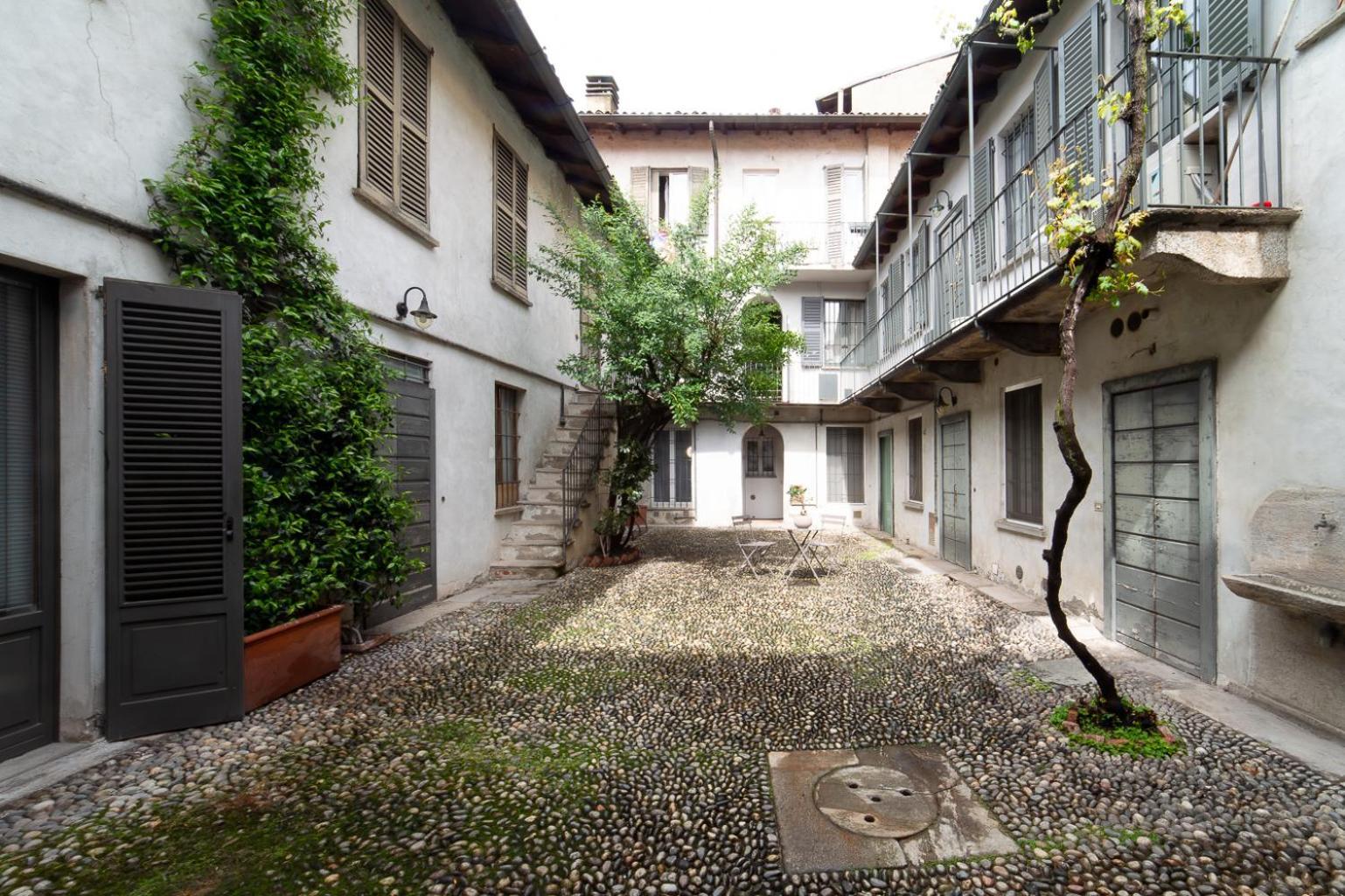Hbhall Navigli 2 Apartment Mediolan Zewnętrze zdjęcie